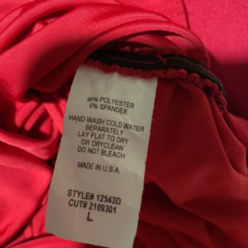 Color red stretch - Picture 9 of 9